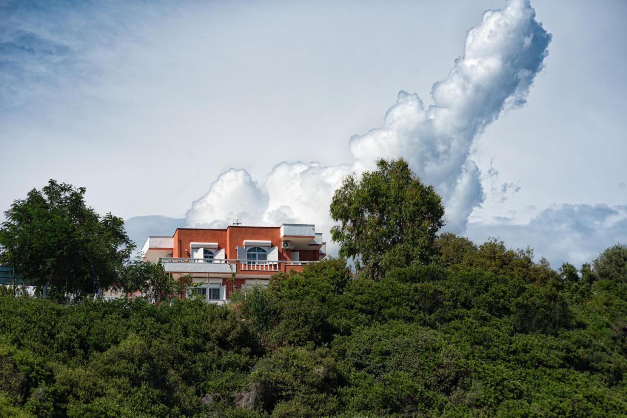 Villa Gonates Лименария Екстериор снимка